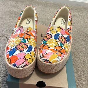 Toms Floral Espadrille Slip-Ons in Multicolor